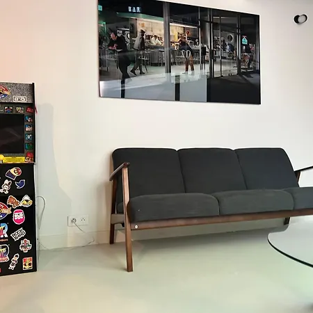 Urban Retreat In Paris