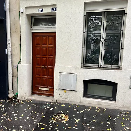 Urban Retreat In Paris