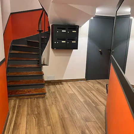 Urban Retreat In Paris