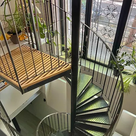 Apartment Urban Retreat In Paris