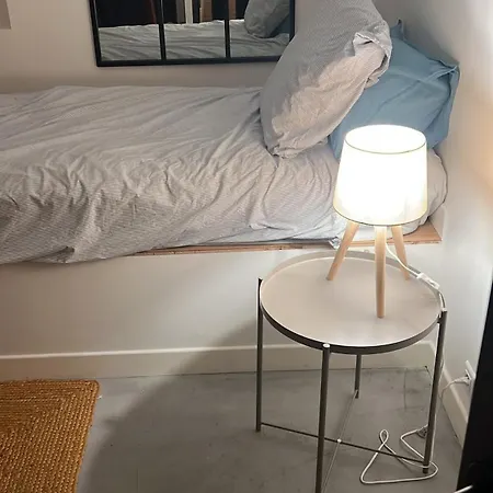 Apartment Urban Retreat In *