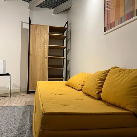 Apartment Urban Retreat In Paris