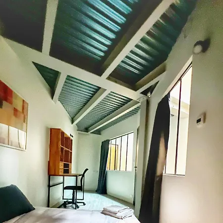 Apartment Urban Retreat In *