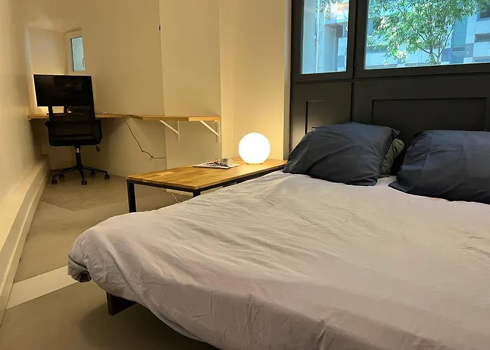 Urban Retreat In Parigi