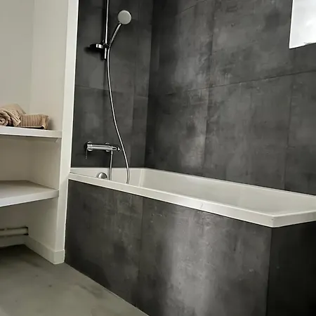 Urban Retreat In Appartement *